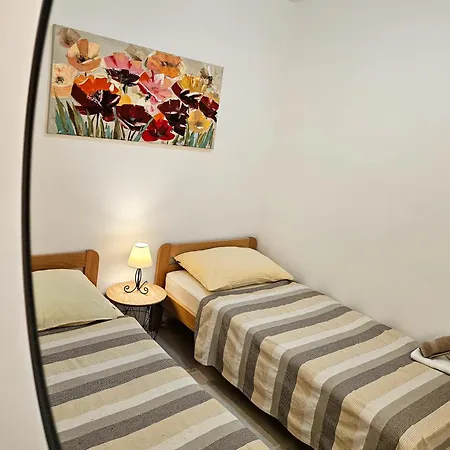 Ruza 1 Apartman Poljane