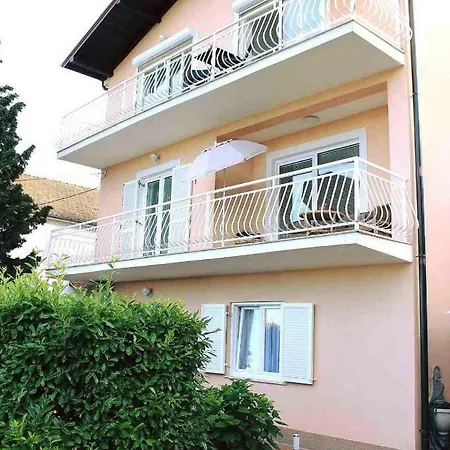 Ruza 1 Apartman *